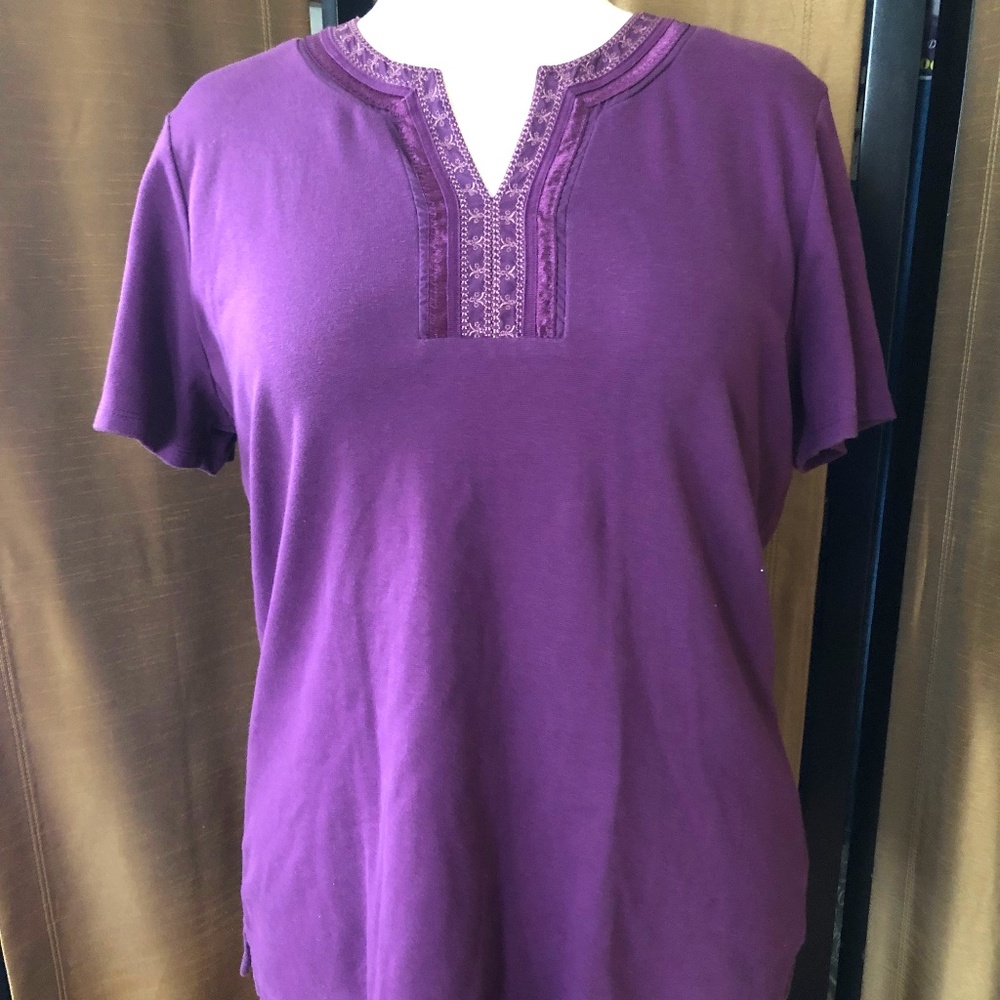 Croft&Barrow Embroidered Ribbon Purple Cotton Tee